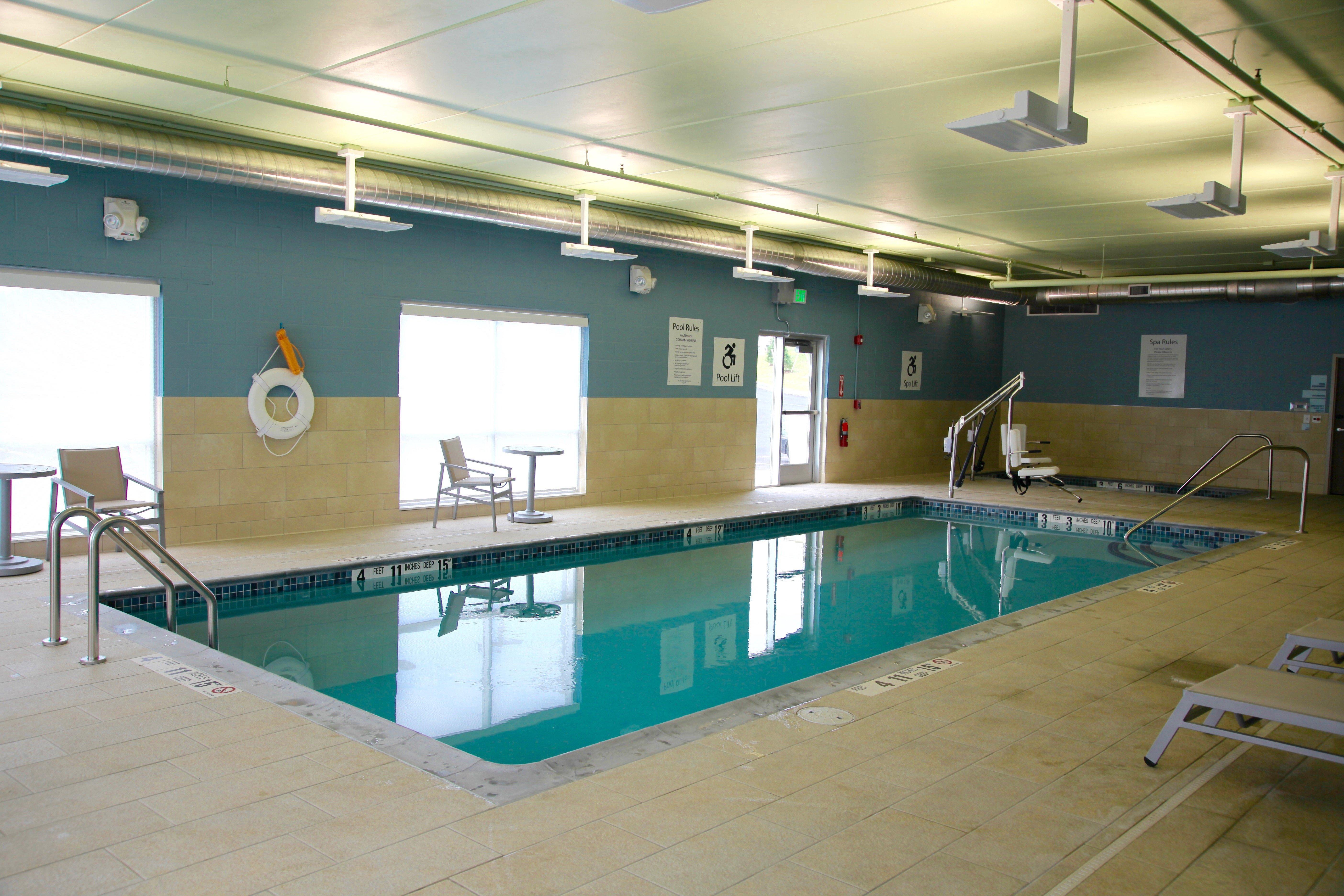 Holiday Inn Express & Suites Oswego By Ihg Экстерьер фото